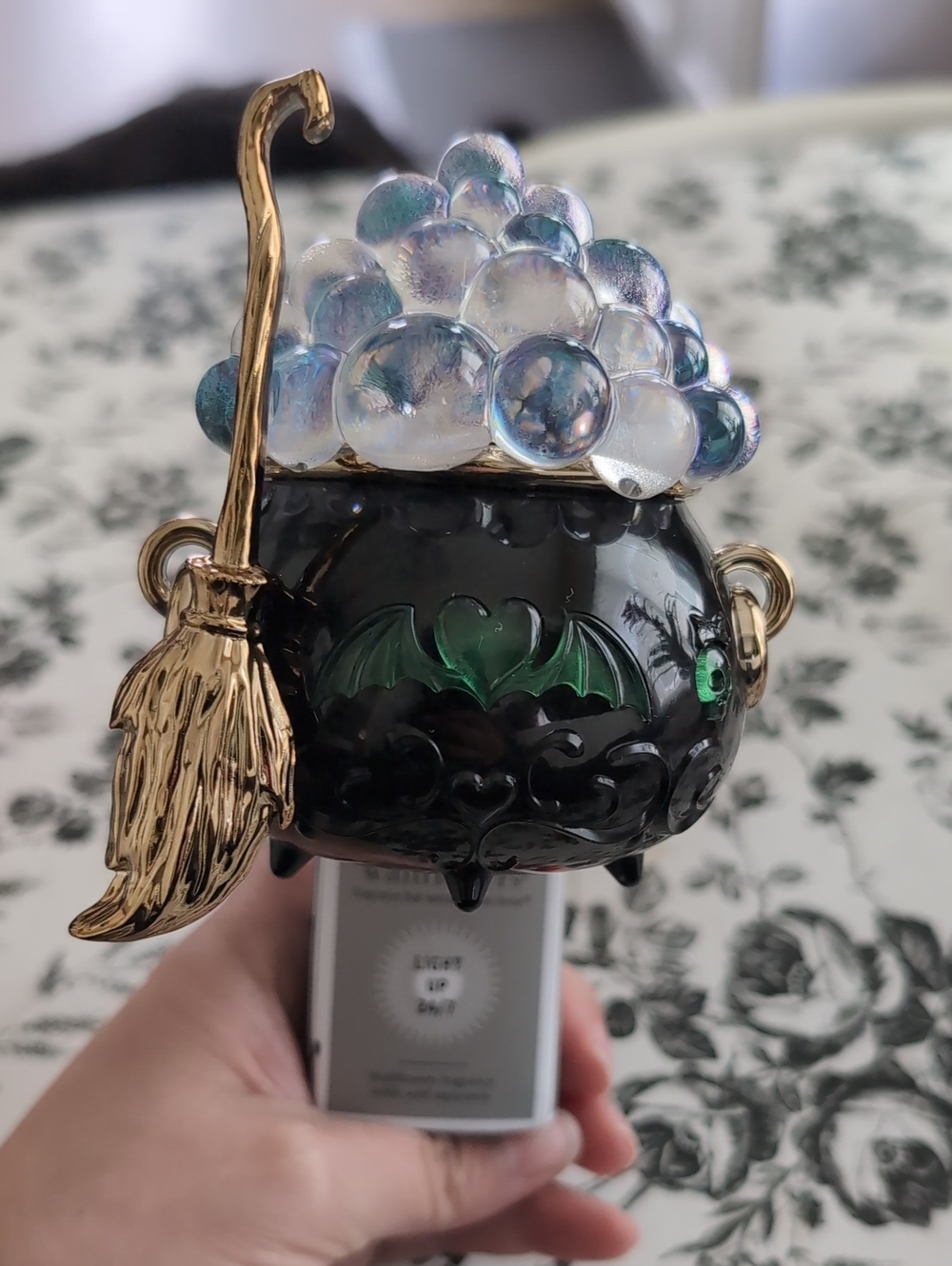 Bath And Body Works Cauldron Bubble Wallflower